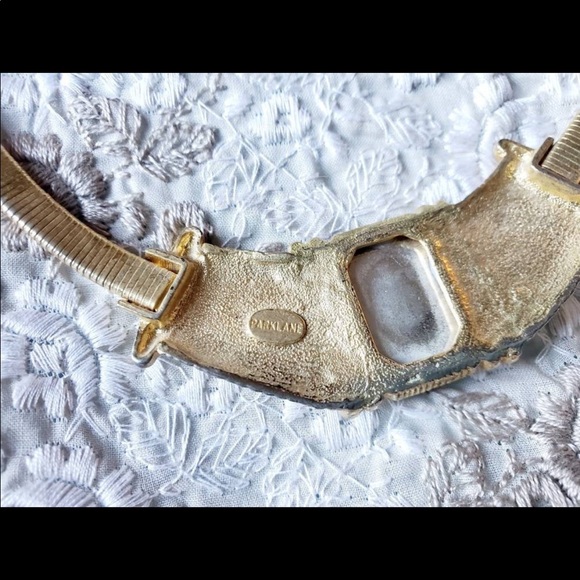 Vintage Park Lane Faux Sapphire Necklace. Blue Sapphire. Gold Tone Necklace. - Picture 6 of 9